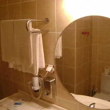 Metropolis Otel Torbalı