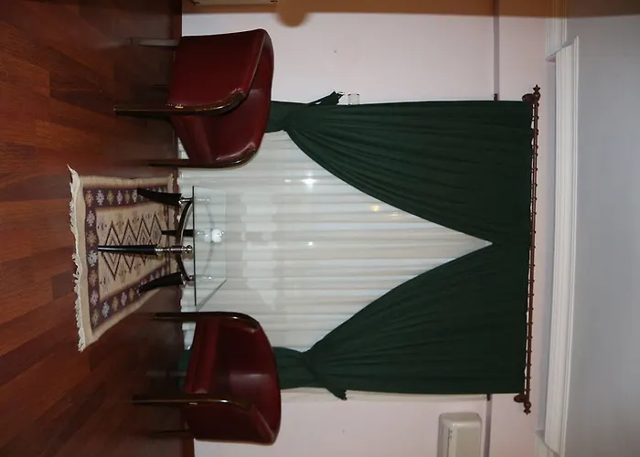 Metropolis 酒店 Torbalı